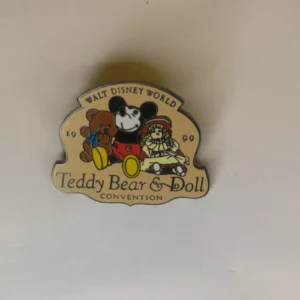 Disney   Teddy Bear & Doll Convention 1999 Pin