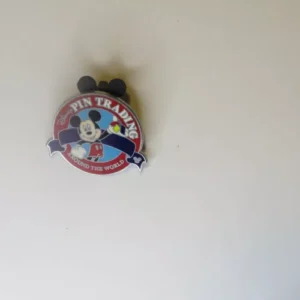 Disney Disney Pin Trading Around The World Logo Pin Bag Pin