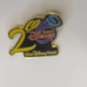 Disney Pin - 2000 The Art Of Disney - Millennium Celebration - Very