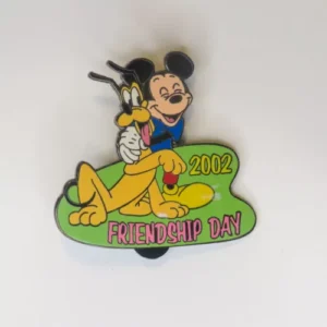 Disney Pin Auction LE 100 Friendship Day 2001 Mickey and Pluto Pin
