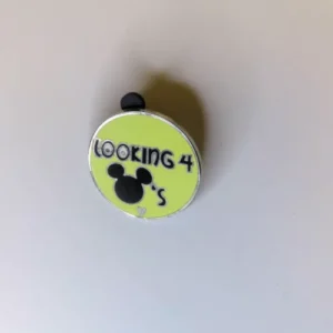 Disney Pin 2010 Looking 4 Mickey's Hidden Mickey