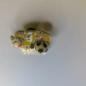 Disney Pin Sports Series Tigger Soccer Free D