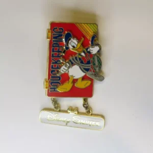 Disney Pin - Disney Salutes - Housekeeping - Donald Duck - Dangle 10229