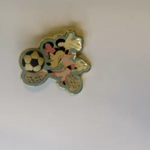 2008 Minnie Disney Pin *Free-D* Sports Series - Minnie Mouse Playing Soccer (3D)