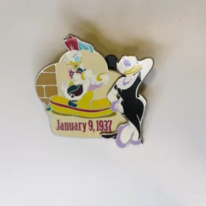 Daisy Duck 2002 Disneyland Resort January 9 1937 Limited Edition 65th Anniv Pin