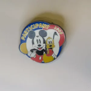 Walt Disney World Cast Member Exclusive Pin United Way 2008 Pin