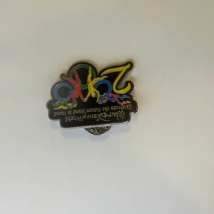 2000 Walt Disney World Celebrate The Future Hand In Hand Trading Pin