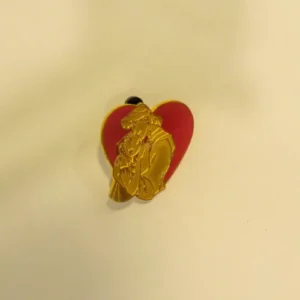 Disney    Pocahontas John Smith Heart Cast Lanyard Pin
