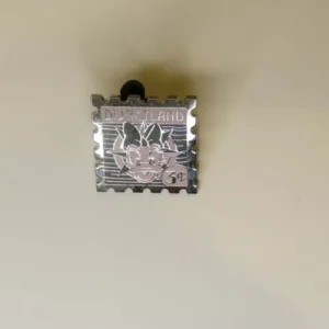 Disneyland Resort Hotel Stamp Pin Daisy Duck And Goofy