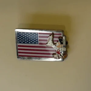 DISNEY STORE PATRIOTIC AMERICAN FLAG WITH MICKEY PIN-ON-PIN