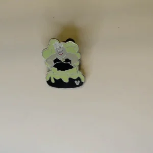 Disney Pin 102290 DLR - 2014 Hidden Mickey Series - Chalk Sketches - Ursula