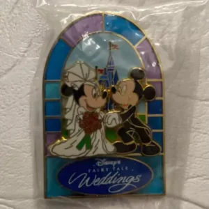 Disney  Fairy Tail  Wedding Mickey and Minnie  Pin