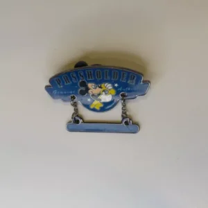 Disney World 2002 Annual Passholder Exclusive Genuine Authentic Dangle