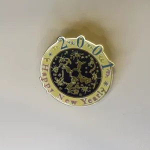 DLR Cast Working Day Cast Exclusive Happy New Year 2001 Retired Disney Pin 3442