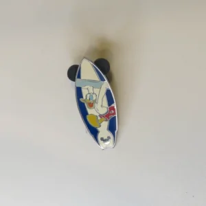 Disney World Pin 2005 Cast Lanyard Series Donald Surf Board Hidden