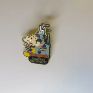 Disney World Mickey Disneyland Everybody Neat N Pretty Retired Pin -