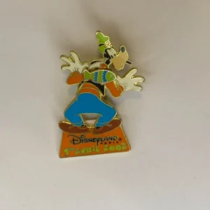 Disney DLP  Aprils Fools Day 2002 Goofy Pin