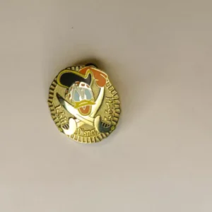 Disney   Donald Duck  Pirate Coin  Cast Lanyard Pin