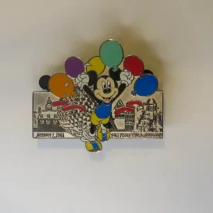 WDW 2001 Disney Epcot World Showcase MICKEY MARATHON RACE Pin Spaceship Earth LE