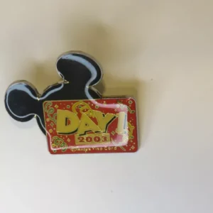 Disney Visa Card Day 1 2003 Charter Member Pin
