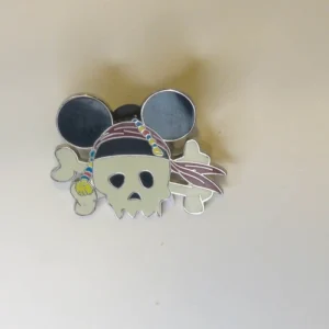 Disney Pirate Skull And Crossbones Trading Pin Mickey Ears