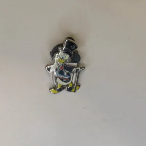 Disney WDW  2010 Hidden Mickey   Scoop and Friends  Scrooge McDuck as Mayor Pin