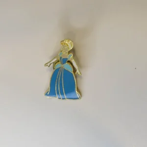 Disney Pin Cinderella Made in Taiwan Pre-Owned