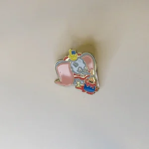 Cheshire Cat Themed Starter Lanyard Set w/ 5 Disney Park Trading Pins ~Brand NEW