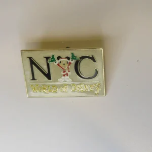 OLDER RARE World of Disney pin New York City Santa Mickey Mouse NYC Logo