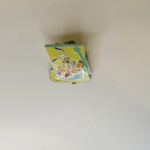 Disney Pin  DLR Cast Hidden Mickey Lanyard Pluto Beach Sand Castle Bucket Pail