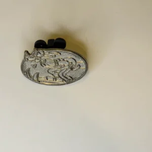 Disney Pin Chaser Silver Oval Goofy Skiing 19 Of 20 Hidden Mickey