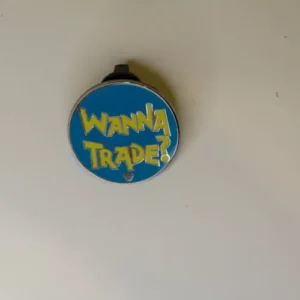 Disney Pin Wdw 2010 Hidden Mickey Trading Phrases Wanna Trade? Trading