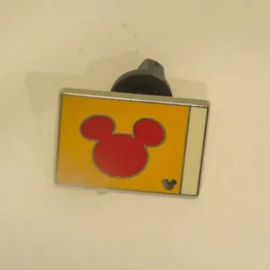 Disney    2010 Hidden Mickey   Disney Resorts  Disney's Yacht Club Resort Pin