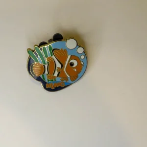 Disney Dlr Finding Nemo 2006 Mystery Tin Set Nemo Pin