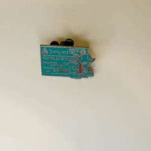 Disneyland Orleans Haunted Mansion Pirate Of The Caribbean Cast Pin