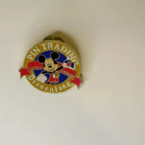 Disney Pin Trading Logo Gold Disneyland Annual Passholder Pin