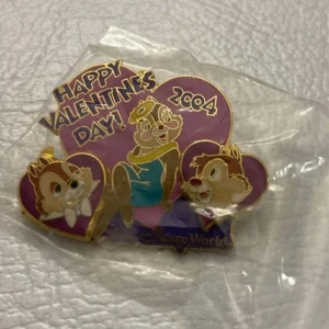 Disney Valentines Day Chip and Dale 2004  Pin