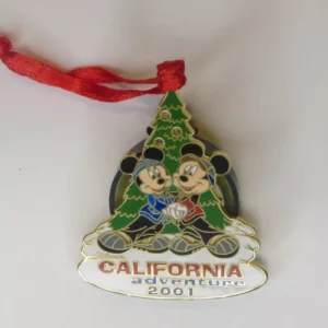 DCA - Mickey & Minnie Christmas Tree 2001 Light Up Retired Disney Pin