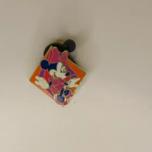 Disney Pin Wdw Cast Lanyard Series Kooky Minnie