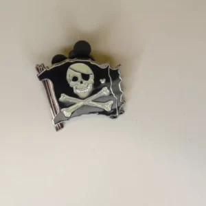 Disney Hidden Mickey Pirates Of The Caribbean 2007 Collectible Pin /