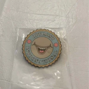 Disney Optimist Smile Pin  Item