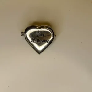Disney 2001 Walt Disney Birthday Heart Locket 100 Years Of Dreams 77
