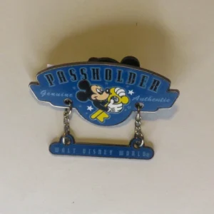 Disney Annual Passholder Mickey with Large Disney KEY Pin