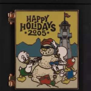 Disney pin 43279 WDW Happy Holiday 2005 Greeting Card Beach Club huey dewey s70