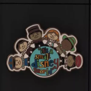 Disney WDW its a small disney world cast pin B01