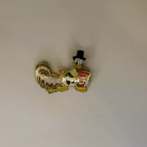 Disney DLR Cast Exclusive  Thanksgiving 2002 Donald & Turkey Bobble Pin