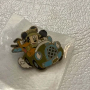 Disney Pluto and Mickey Car Pin