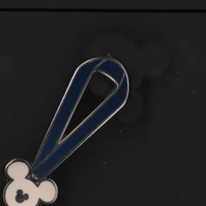 Disney Pin WDW 2010 Hidden Mickey  *Lanyard Medal* Pin