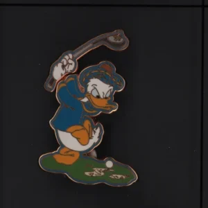 Donald Duck Golfing Playing Golf Moveable Arm Swinging Club 2004 Disney Pin 5777