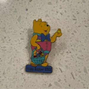 Disney Winnie The Pooh Happy Easter 2002 Pin